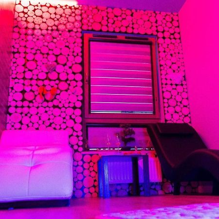 Private Paradise Jazuzzi Γκντανσκ Εξωτερικό φωτογραφία