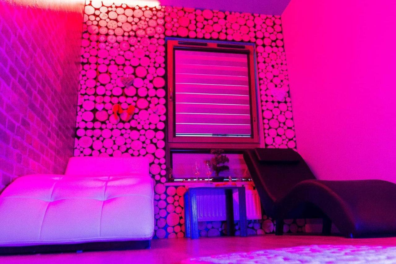 Private Paradise Jazuzzi Γκντανσκ Εξωτερικό φωτογραφία